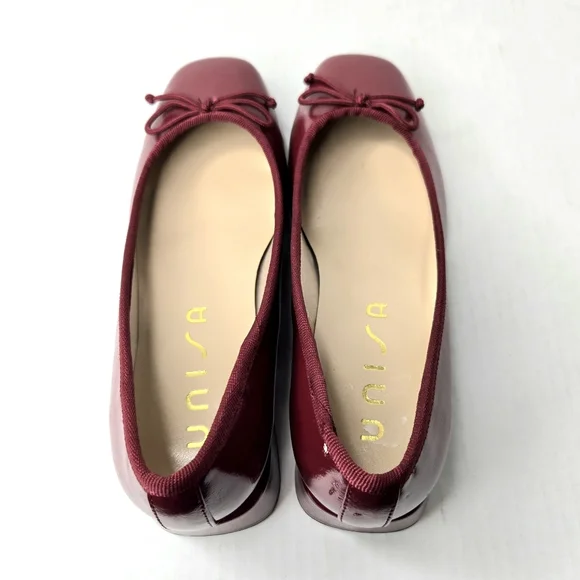 Unisa Leather Flats. Dark Red, 6M - Picture 5 of 12
